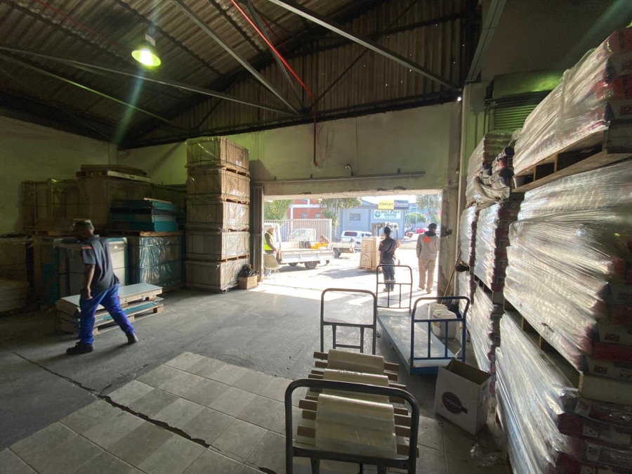 To Let commercial Property for Rent in Paarden Eiland Western Cape